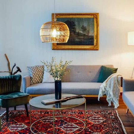 Apartment Aussee- Beletage Salzherrenhof- Kueche, Wlan, Netflix 巴特奥塞 外观 照片