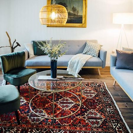 Apartment Aussee- Beletage Salzherrenhof- Kueche, Wlan, Netflix 巴特奥塞 外观 照片